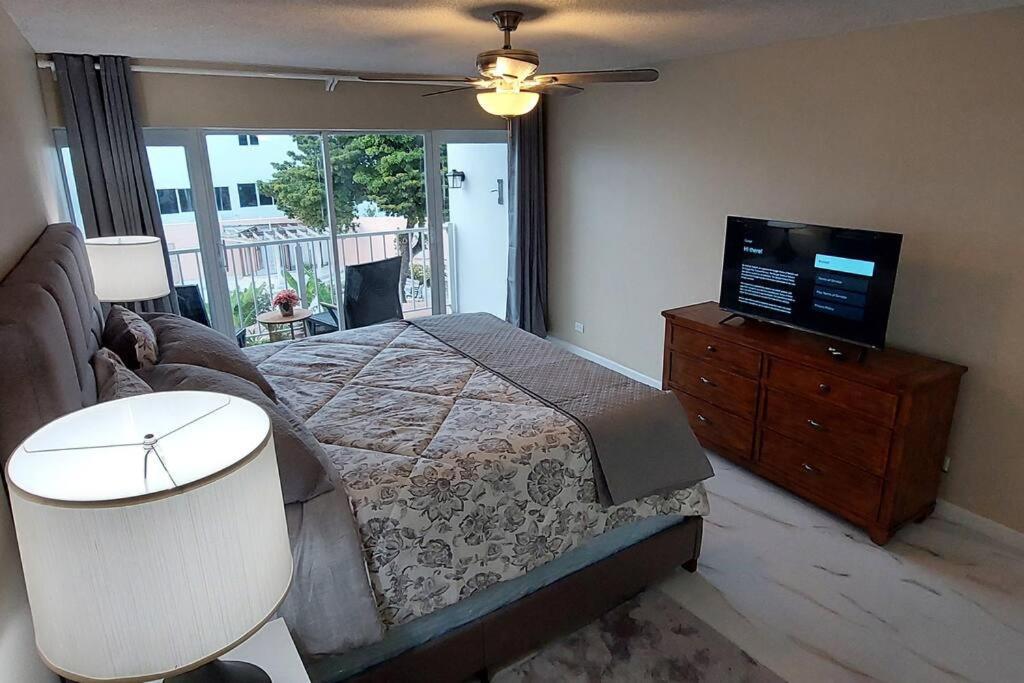 Nassau Harbour Cozy 2 Bedroom Condo מראה חיצוני תמונה