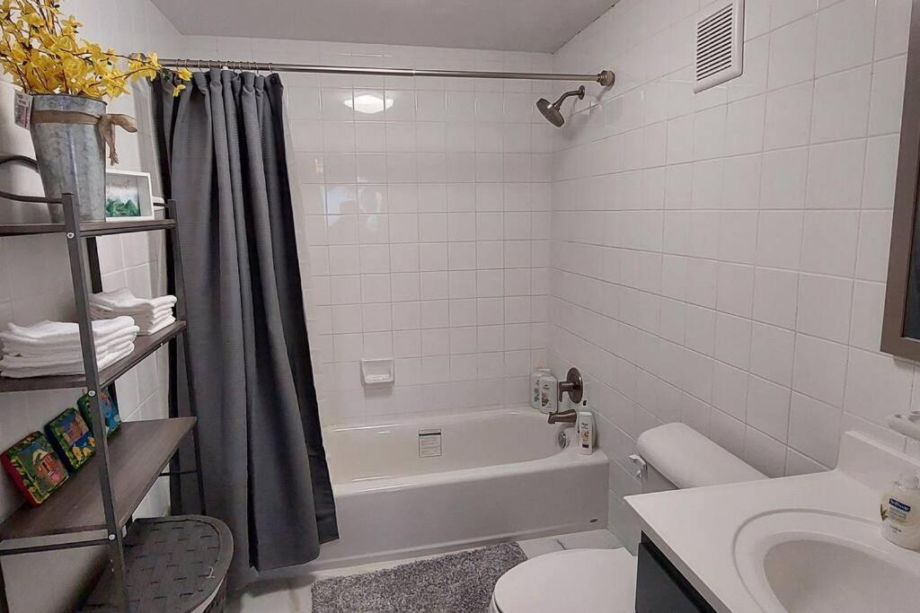 Nassau Harbour Cozy 2 Bedroom Condo מראה חיצוני תמונה